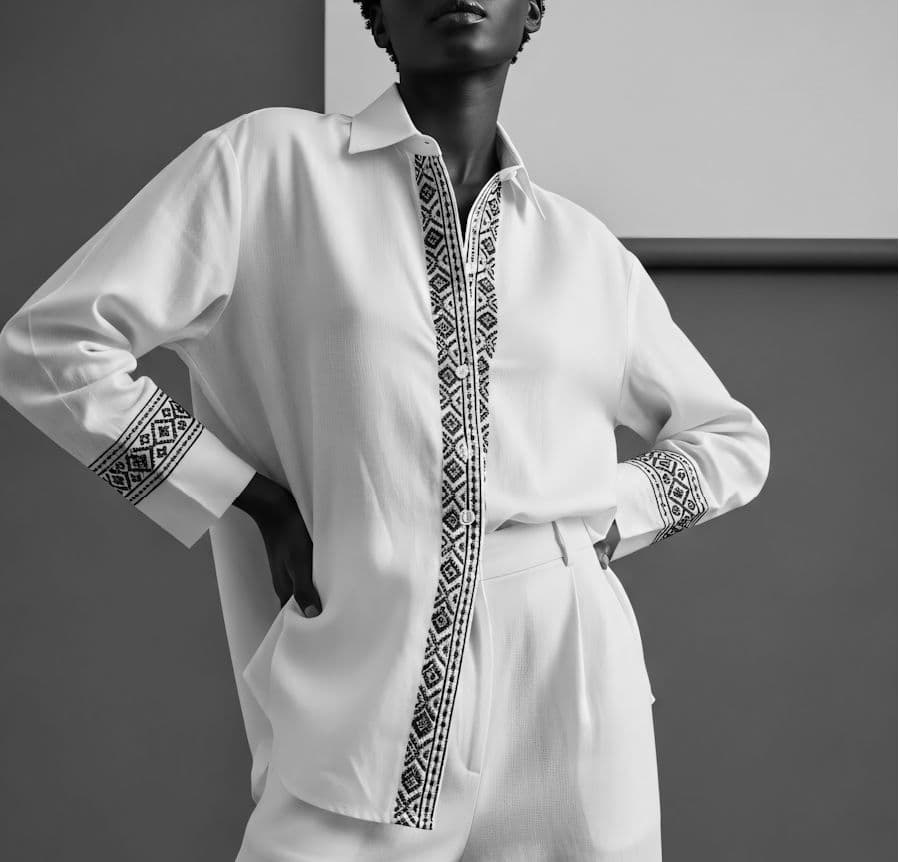 Stitch Placket Shirt in ivory